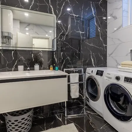 Bernarda Apartman *