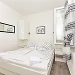 Bernarda Appartement Makarska