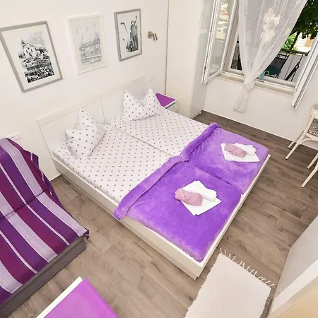 Apartment Bernarda Makarska